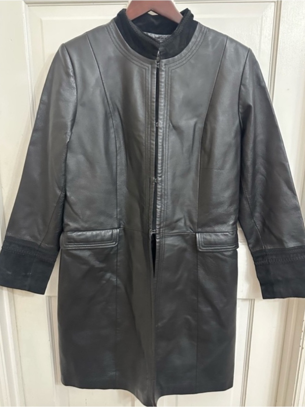 Bagatelle Long Black Leather Coat with Suede Trim
Size 12